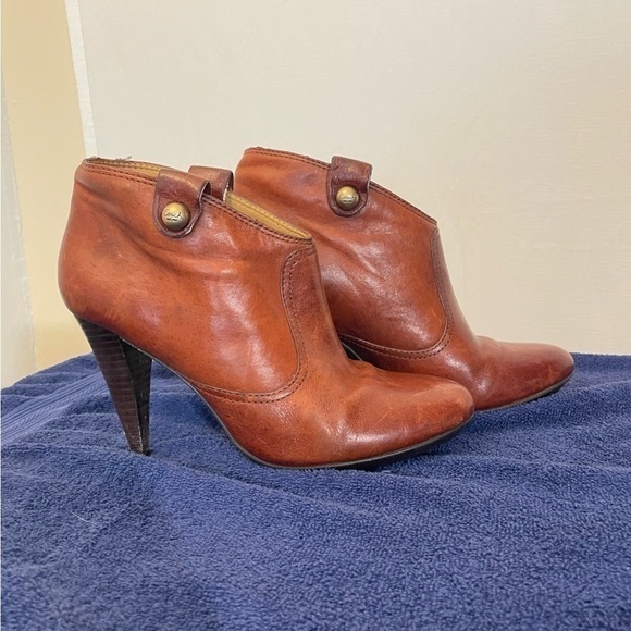Vintage Women Coach Aliza Waxy Leather Ankle Boots  7.5 🔥😍🫦💥🔥 - Picture 3 of 6